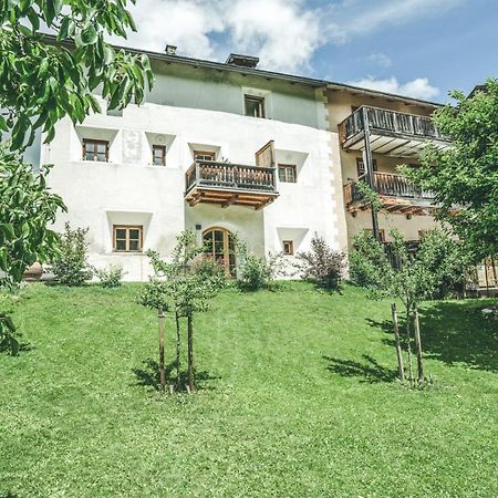 Ferienwohnung Il Maschun im historischen Engadinerhaus Scuol Exterior foto