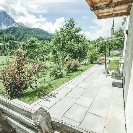 Ferienwohnung Il Maschun im historischen Engadinerhaus Scuol Exterior foto